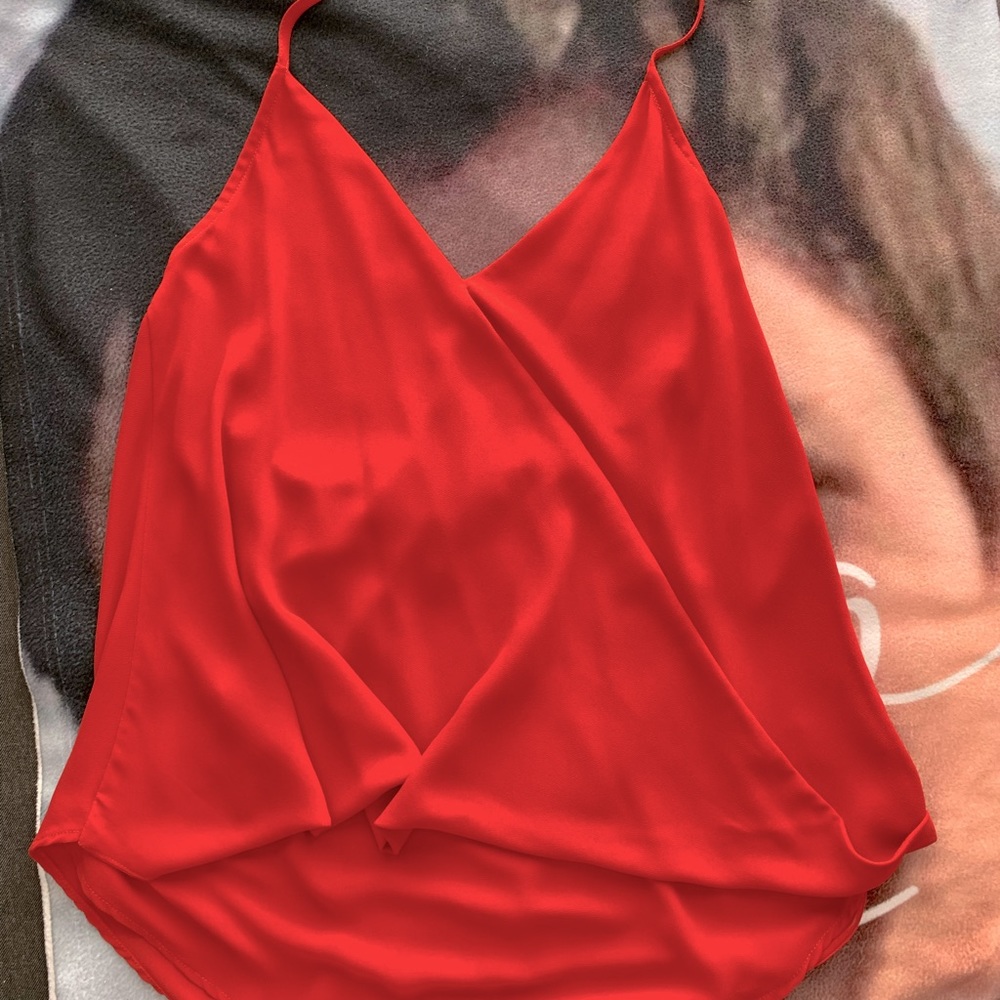 Deep salmon red backless blouse 💋🔥